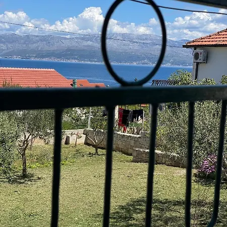 Apartman Lus *